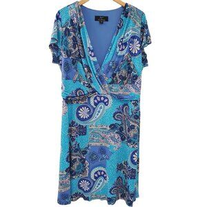 Lennie for Nina Leonard Aqua Paisley V neck Dress w/unique waistline